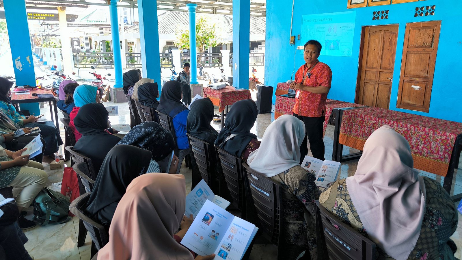 Penyuluhan Kesehatan: Mengenal Diabetes, pencegahan dan cara mengontrolnya